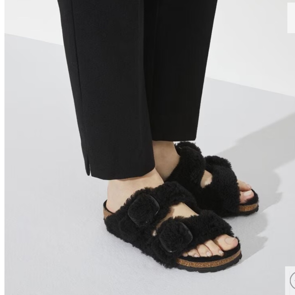 Arizona Big Buckle women 
Shearling - Teddy Black size 38 US 7-7.5 new